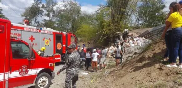 Accidente ocurrido en carretera Jarabacoa- La Vega deja dos muertos y tres heridos