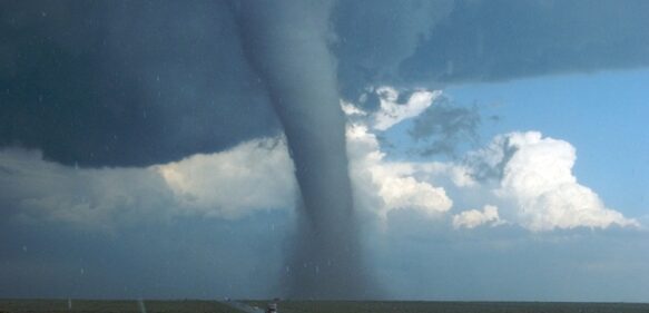 Aumentan a 26 los muertos por los tornados en Misisipi y Alabama en EE.UU.