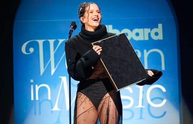 Rosalía inaugura el premio a la productora del año en los Billboard femeninos