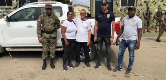 Ejército y PN recuperan vehículo robado mediante atraco en Martin García Montecristi