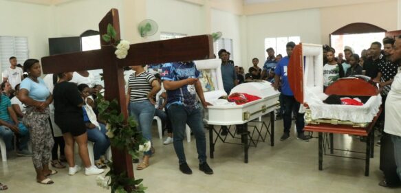 Sepultan pareja muerta en accidente durante asueto de Semana Santa en Dajabón
