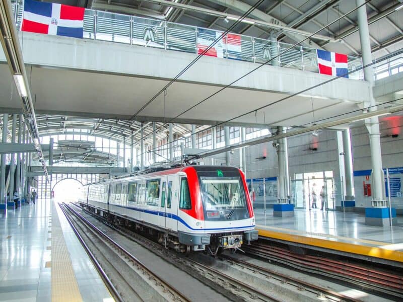 Opret y Cesmet garantizan el servicio de transporte en el Metro y Teleférico de SD