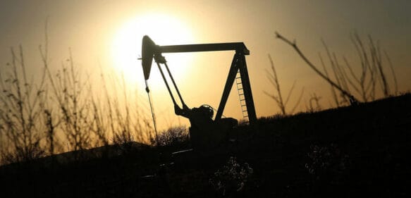 La OPEP+ evalúa nuevos recortes de la producción del petróleo