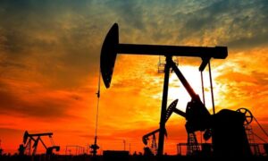 Cae producción petrolera en Venezuela