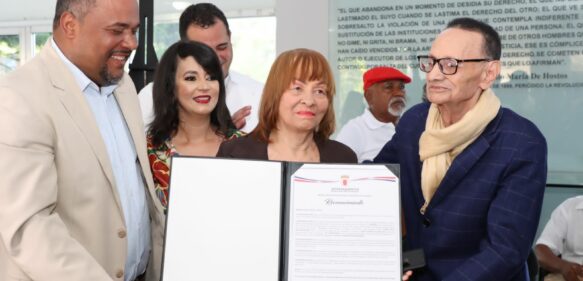 Ayuntamiento de Santiago reconoce a Luis Segura como “Visitante Distinguido”