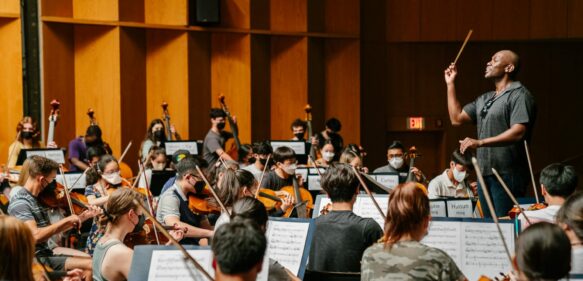 Fundación Sinfonía auspicia encuentros educativos de la NY02 con estudiantes de música dominicanos