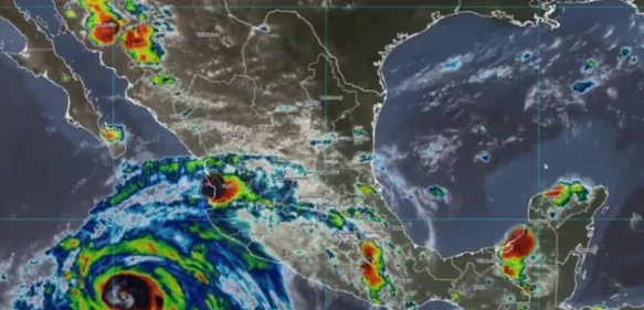 Hilary crece a huracán categoría 4 en Pacífico y se dirige a península de Baja California