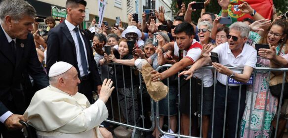 Papa Francisco llega a Lisboa para participar en la Jornada Mundial de la Juventud