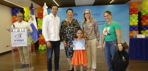 INAIPI entrega certificados a los niños y niñas que concluyeron Programa de Atención Integral a la Primera Infancia