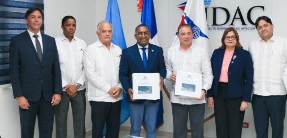 Departamento Aeroportuario entrega al IDAC estudios sobre construcción aeropuerto internacional Cabo Rojo en Pedernales