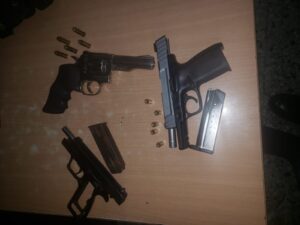 Policía Nacional apresó tres hombres en Nagua con armas de fuego de manera ilegal