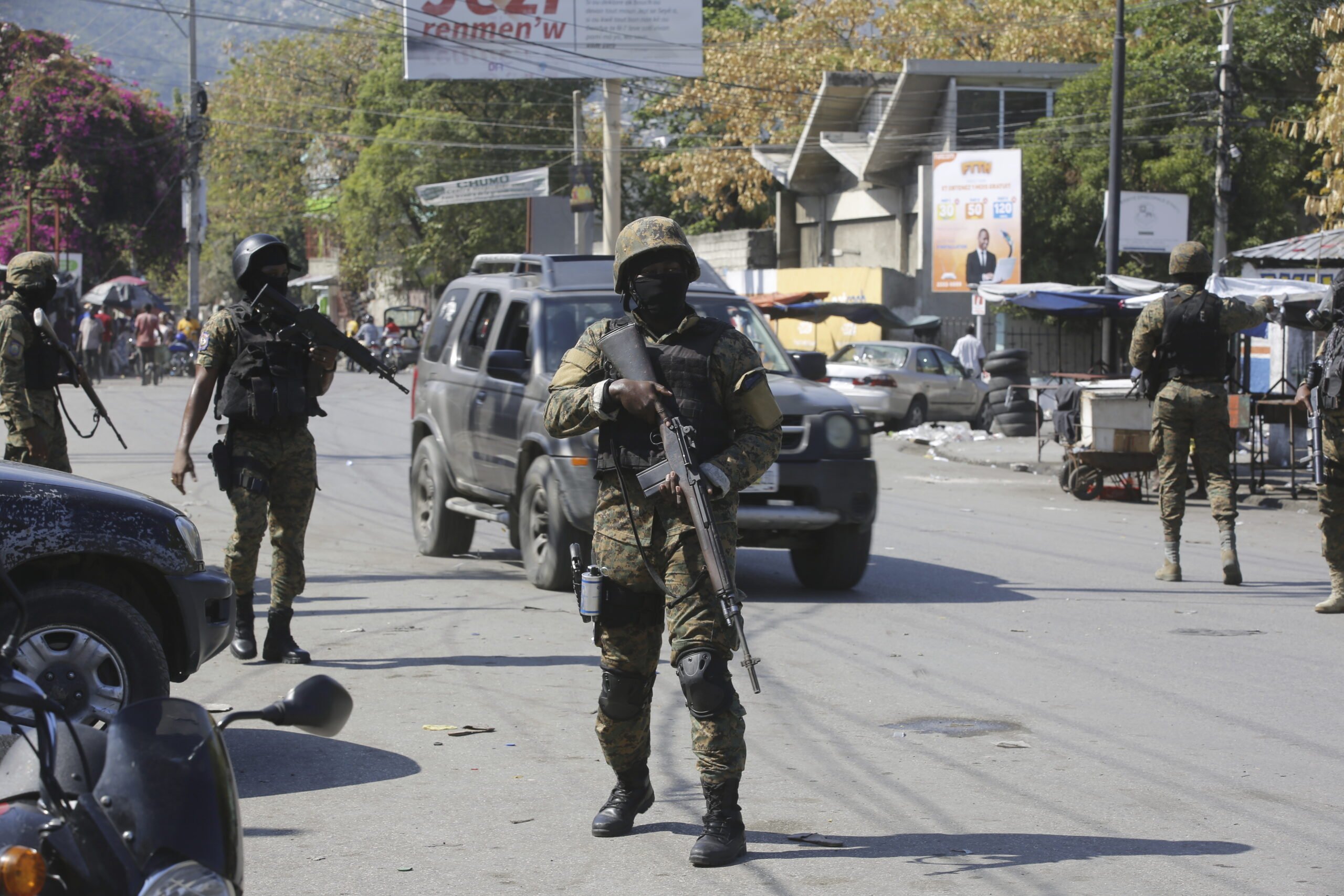 Elevan a 25 los muertos en los enfrentamientos entre la Policía de Haití y las bandas