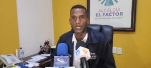 Falpo de Nagua pide solución a problemas de agua potable en km 5 de El Factor