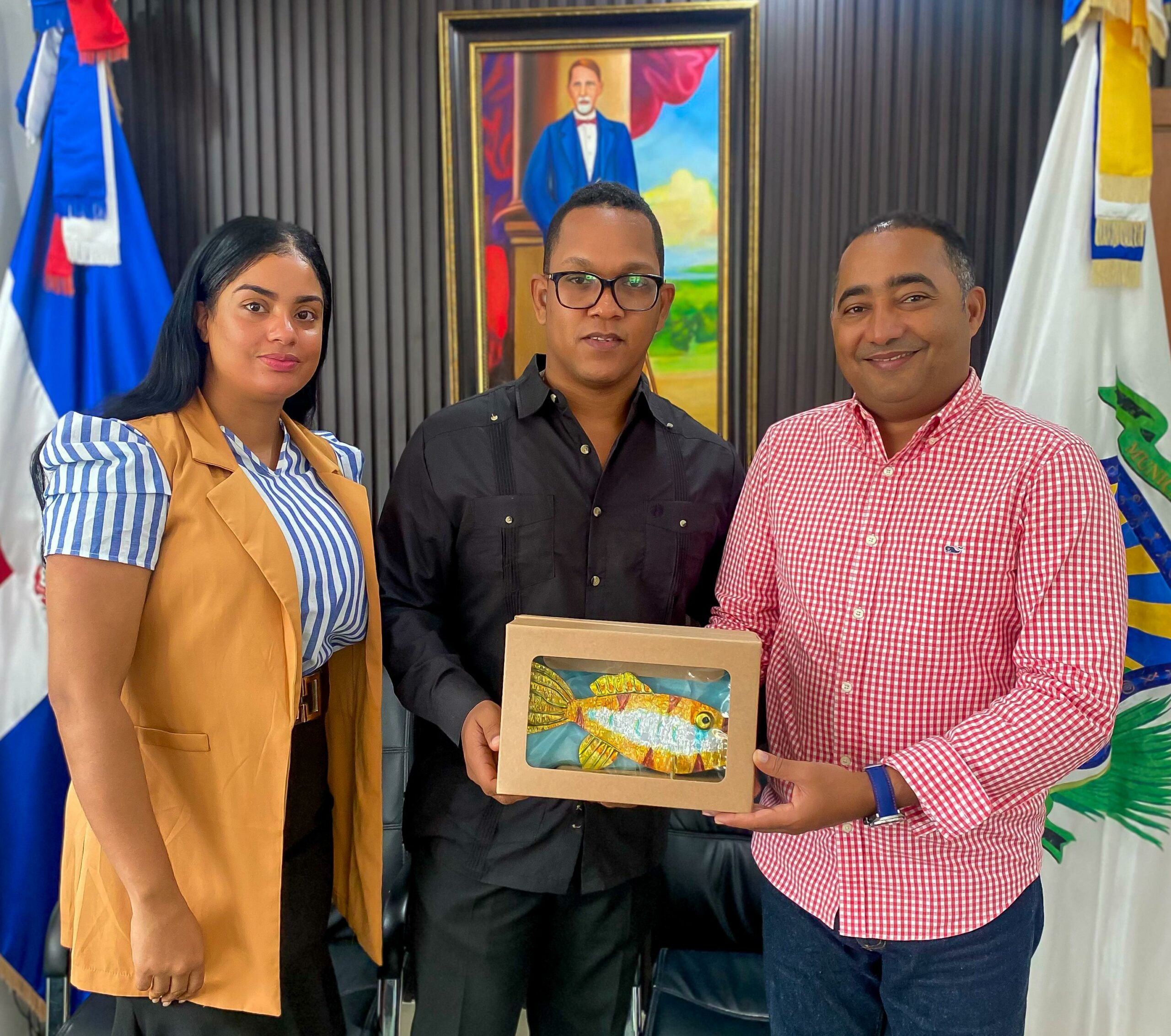 Director audiovisual Andrés de la Cruz recibe reconocimiento por su destacada trayectoria