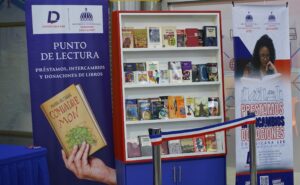 Inauguran cinco Puntos de Lectura en estaciones del Metro de Santo Domingo