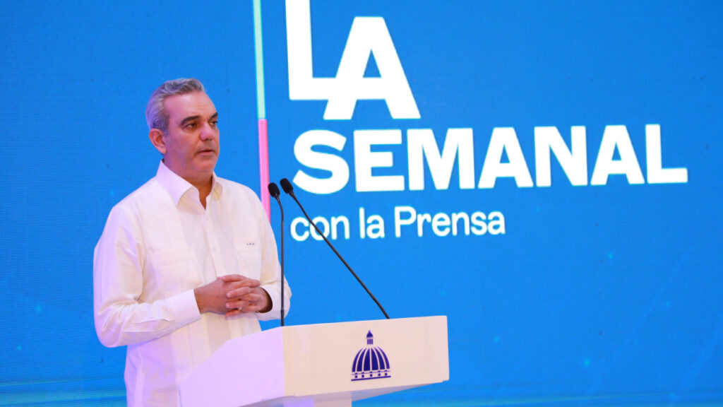 Presidente Luis Abinader anuncia Reforma Laboral y responde a Danilo Medina