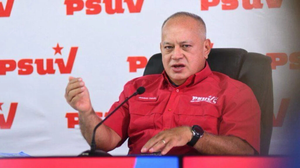 Diosdado Cabello amenaza a RD: "Yo los agarro en la bajaìta"