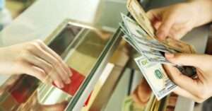 Dólar se cotiza en 62.20; causa preocupación en la población