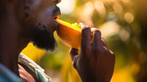 Las 9 frutas que contienen más potasio, según los expertos