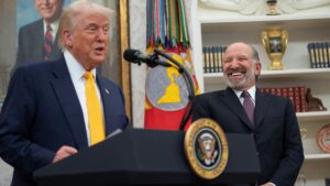 EE.UU. impone aranceles a México, Canadá y China; Lutnick asegura que los beneficios se verán a largo plazo