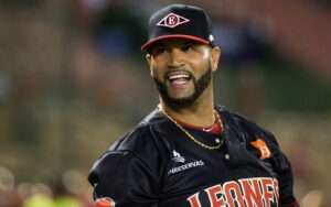 Leones del Escogido confirman salida de Albert Pujols y Luis Rojas