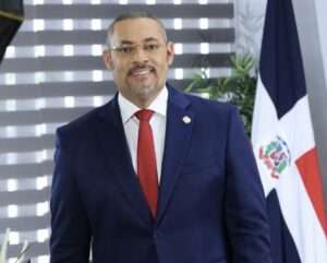 Senador Eduard Alexis Espiritusanto destaca la calidad de los candidatos a la Cámara de Cuentas