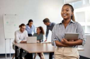 Mayoría de ocupados en el sector formal son jóvenes de entre 15 y 39 años