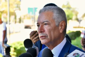 Tribunal revoca arresto domiciliario de Ángel Lockward, implicado en el Caso Calamar