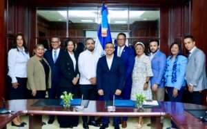 COOPMIREX y la Dirección General de Pasaportes formalizan alianza para fortalecer la estabilidad financiera de sus colaboradores