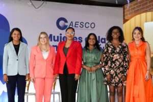 CAESCO impulsa reflexión sobre el futuro del periodismo y liderazgo femenino en los medios