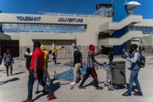 Haití inaugura tercer aeropuerto internacional en Les Cayes para mejorar la conectividad aérea