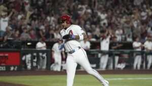 Ketel Marte debuta con doble; Amaya empuja 5, Cubs vencen a los Diamondbacks