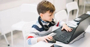 Google y YouTube crean herramientas para que padres monitoreen a sus hijos