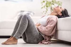 "¿Sufres dolor durante tu regla? La cirugía es la única forma de saber si tienes endometriosis.