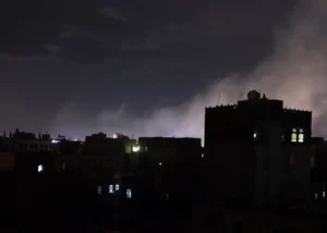 Al menos 31 muertos y un centenar de heridos por los ataques de EE.UU. en el Yemen
