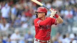 El caso Mickey Moniak: Fue primera selección del draft, perdió el arbitraje y fue dado de baja