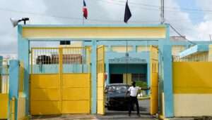 Policía mata a recluso fugado del Centro Penitenciario Najayo