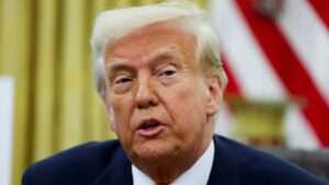 USCIS propone modificar formularios de solicitud para requerir información sobre redes sociales