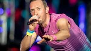 Chris Martin confiesa que sufre depresión y comparte los consejos que lo han ayudado