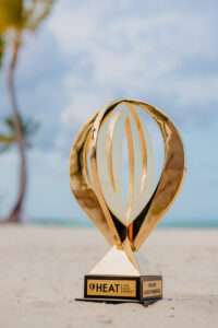 Dominicanos que brillan: nominados a los Heat Latin Music Awards 2025