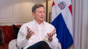 Canciller Roberto Álvarez destaca excedente comercial y avances en negociaciones arancelarias con EE.UU.