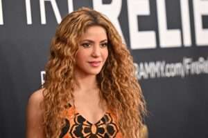 Shakira anuncia que Alejandro Sanz la acompañará en su primer concierto en Charlotte