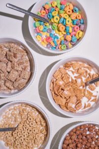 ¿Hay algún cereal saludable para desayunar?