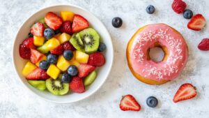 Cómo los alimentos ultraprocesados afectan el cerebro e impulsan el deseo de comer más