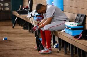 Rafael Devers enfrenta el peor inicio de su carrera con 15 ponches en los primeros 5 juegos