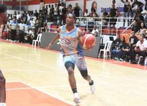 Los Trenes de SDN superan a Calero en el arranque de la semifinal del Torneo ABASADO