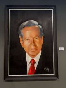 Con auspicio de la Fundación Corripio juez Ortega Polanco presenta exposición “Retratos de Familia”