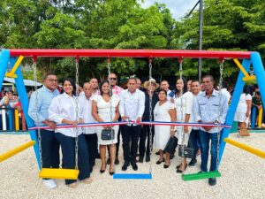 Junta Municipal de las Clavellinas inaugura parque infantil y presenta memorias de primer año de gestión