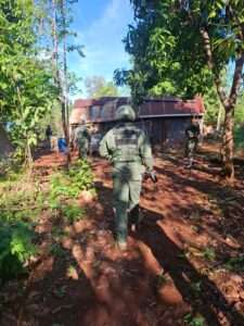 SENPA desmantela casuchas y detiene personas tras operativo realizado en Sierra de Bahoruco