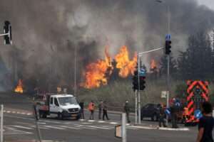 Alerta máxima en Israel por incendios forestales durante el Día de los Caídos